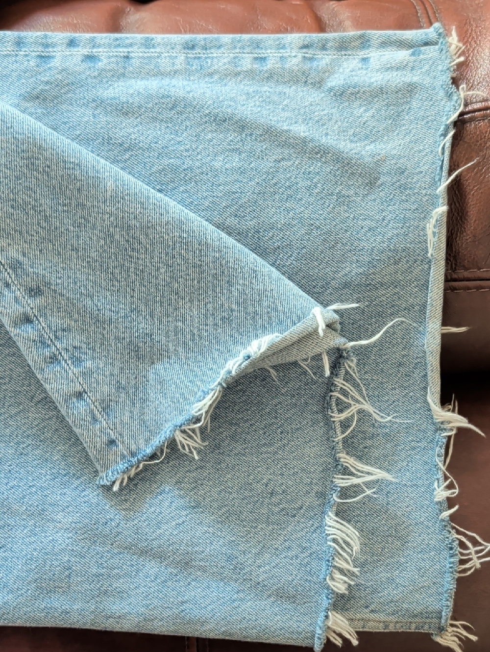 AGOLDE Dame High-Rise Wide-Leg Jeans in Light Blue - Picture 14 of 15